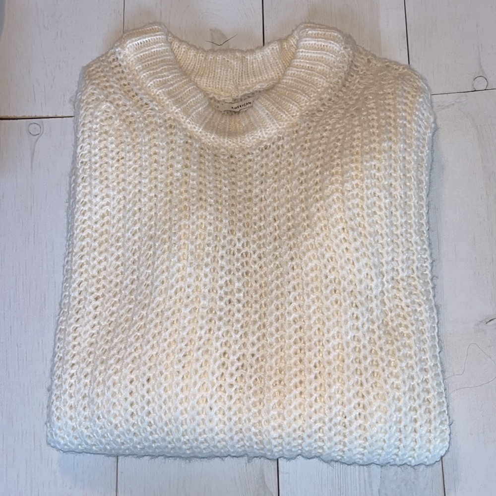 American Eagle Women’s Cream Crew Slouchy Oversized Sweater - Picture 6 of 6
